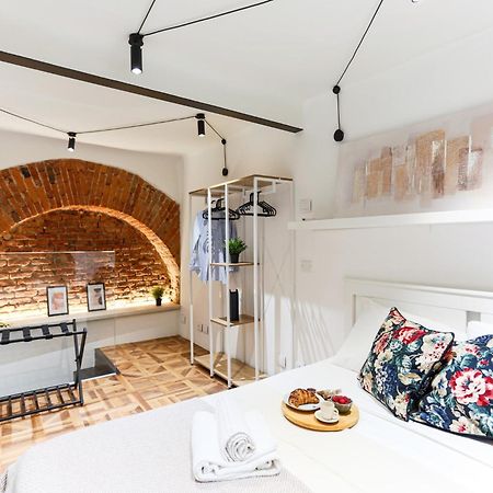 Tetodonpa - Suite Near Duomo มิลาน ภายนอก รูปภาพ
